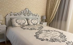 Bed And Breakfast 30